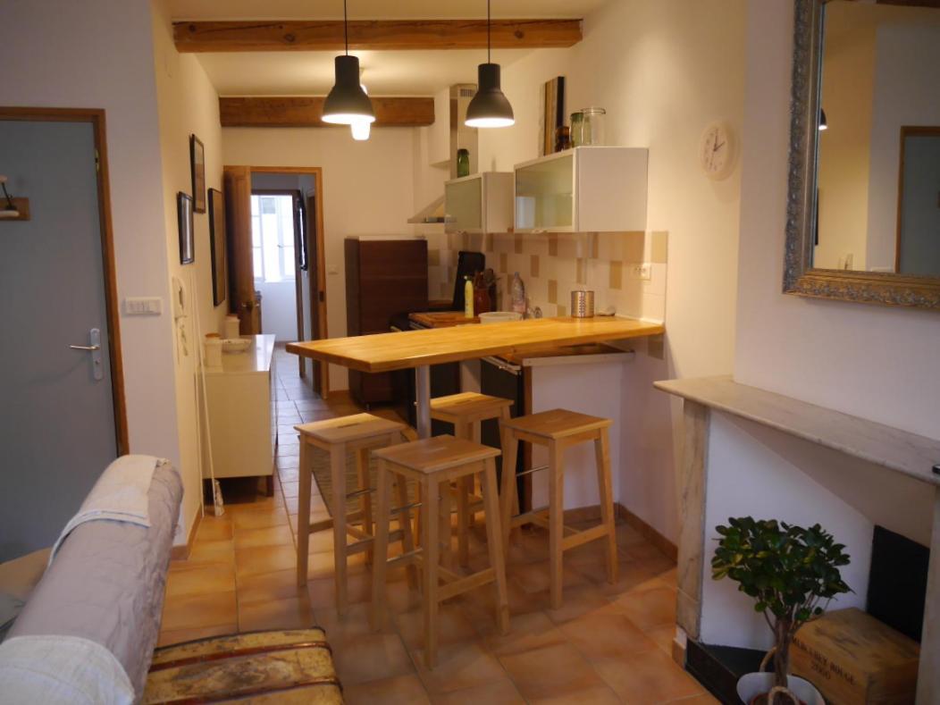 Centre Ville, Confortable Appartement 60M2 อาวีญง ภายนอก รูปภาพ