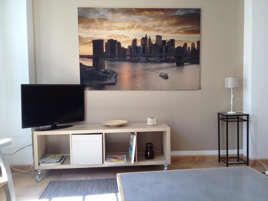 Centre Ville, Confortable Appartement 60M2 อาวีญง ภายนอก รูปภาพ